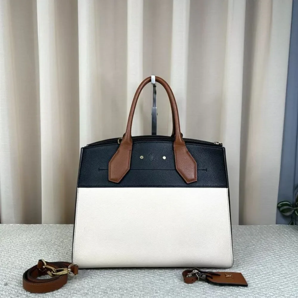 Louis Vuitton Women Pre-Loved Bag Very Good Condition